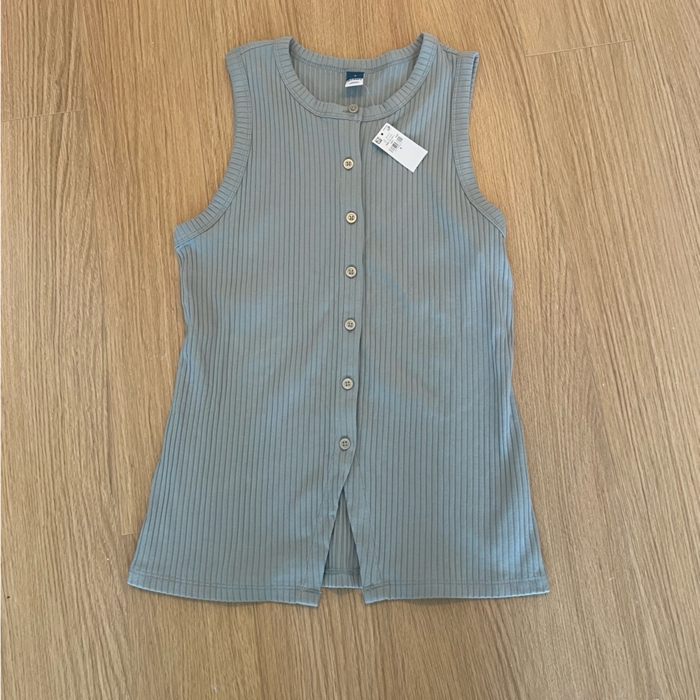 Sleeveless Ribbed Button-Down Tank